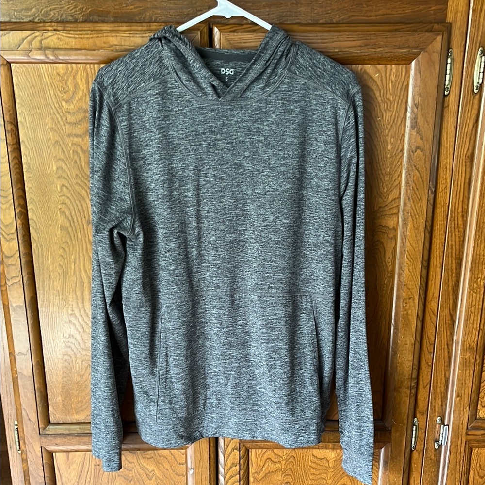 DSG Men's Gray athletic long sleeve men’s size small performance Dick’s brand